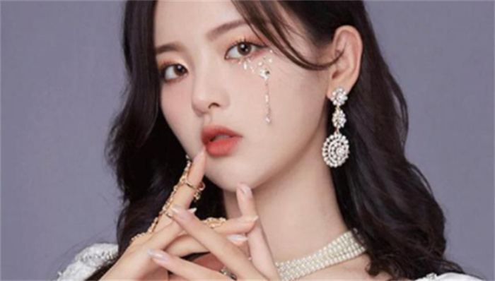 ЩŮ˷޶ۣ񌍣