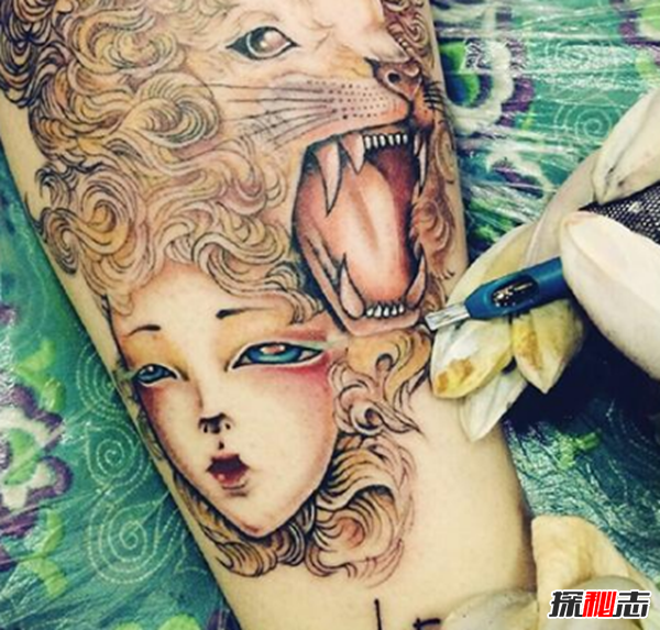 加拿大瑞克·格內(nèi)斯特,行走的藝術(shù)生僵尸全紋身男孩(附本來面目)