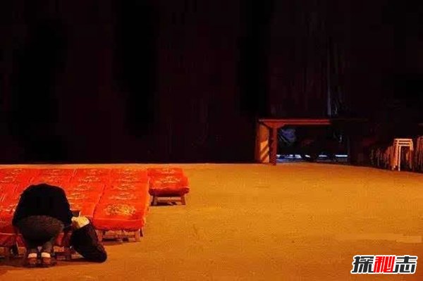 拜佛禁忌,千萬(wàn)不要衣著暴露的去拜佛(對(duì)佛祖大不敬)